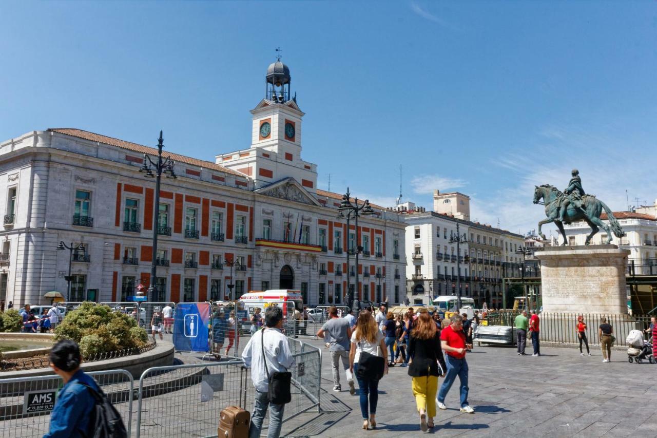 Arenal Suites Puerta Del Sol Madrid Exterior foto